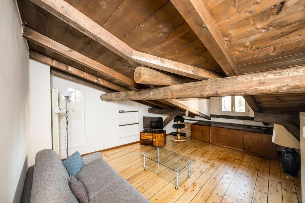 Wonderful Two Floors Apartment Milan Exterior photo